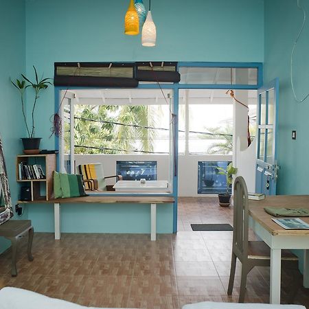 אונה ואטונה Bedspace Beach מראה חיצוני תמונה